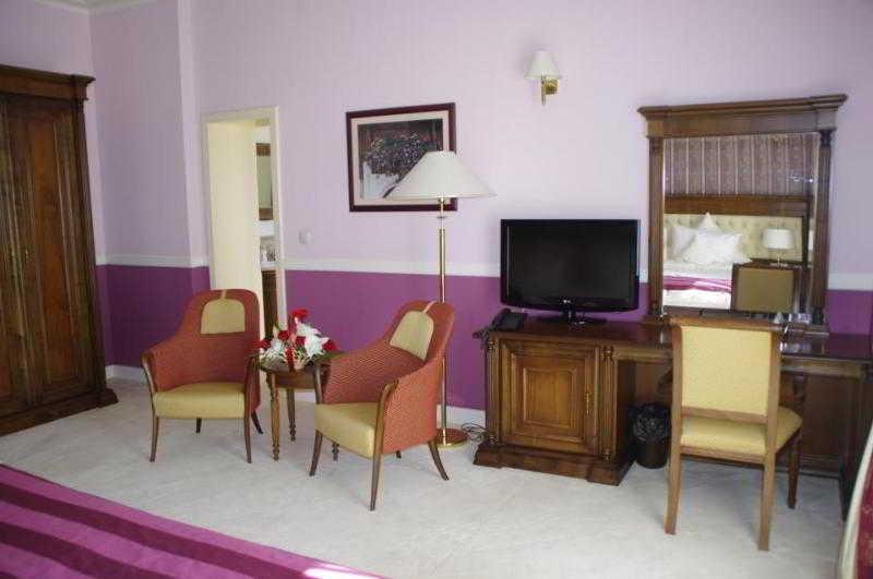 Hotel Angelo D'Oro Ploeszti Zewnętrze zdjęcie
