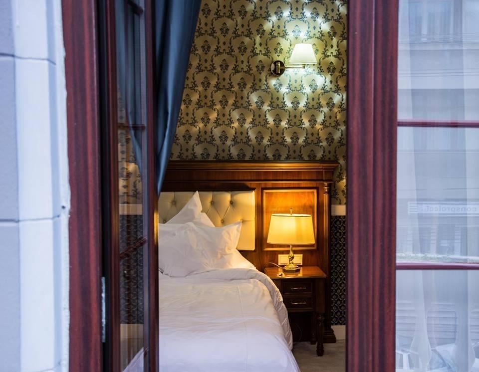 Hotel Angelo D'Oro Ploeszti Zewnętrze zdjęcie